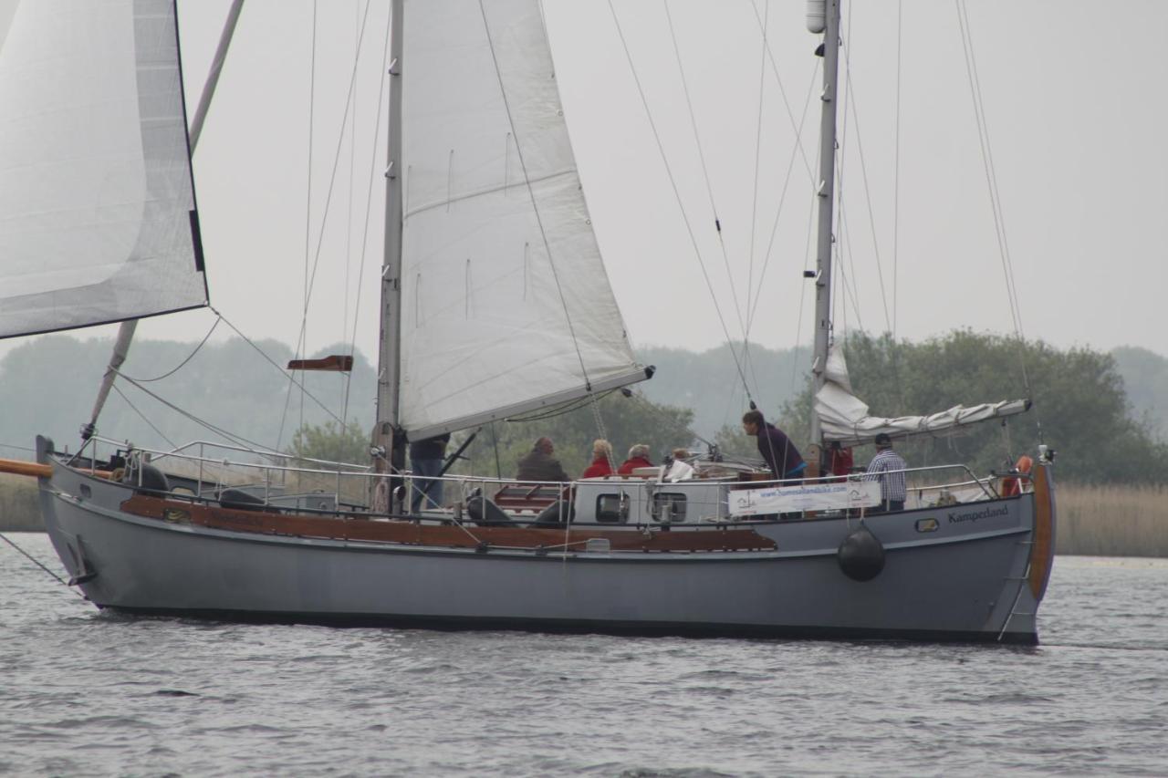 Prive B&B Zeilboot Noorderlicht Kamperland Exteriér fotografie